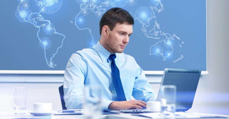 Virtual community manager